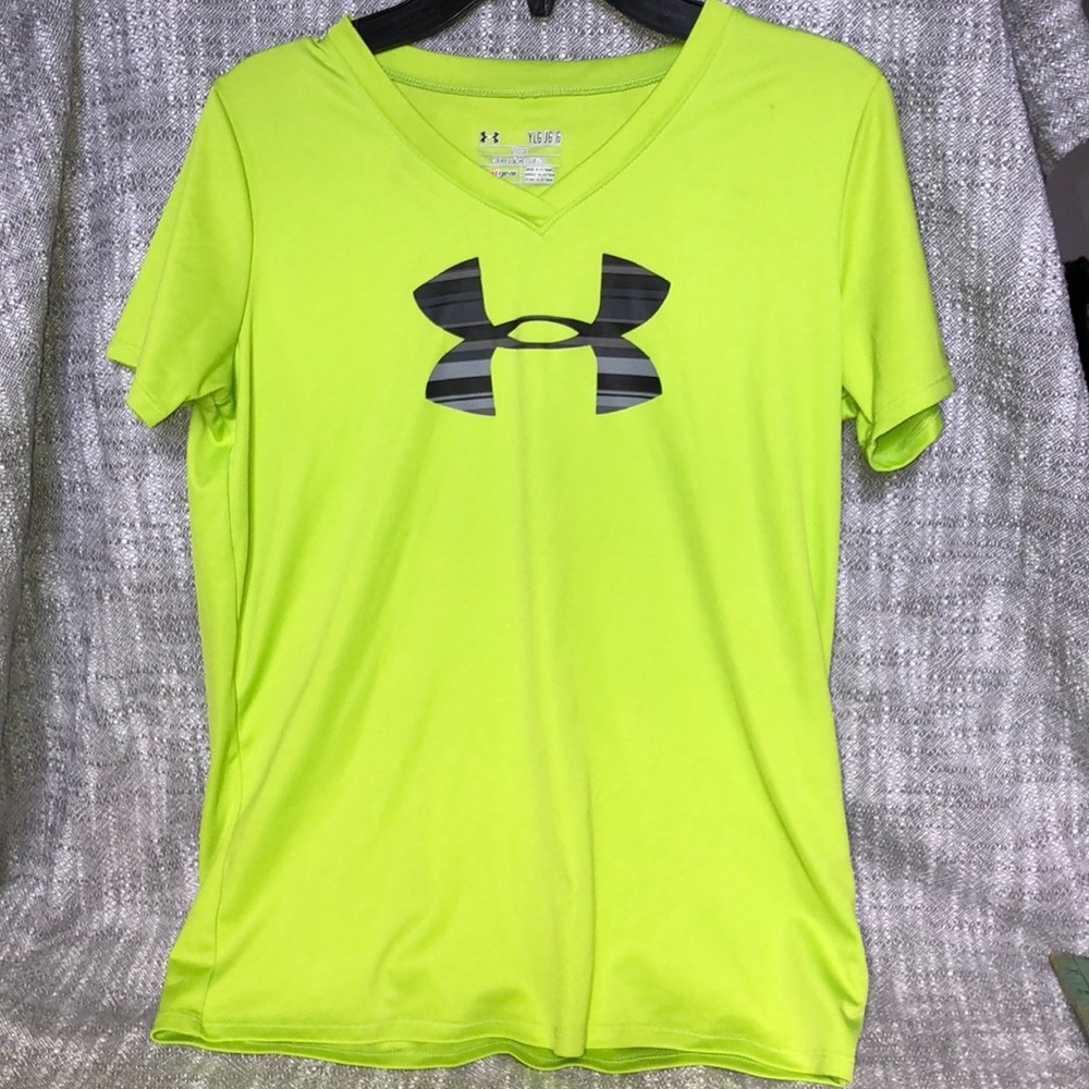 Under Armour youth large. Good condition.